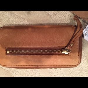 Linea Pelle Leather Wallet
